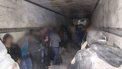 Photo of Rescatan a 71 migrantes que eran transportados en un tráiler en NL