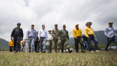 Photo of Gobernador ratifica el apoyo a brigadistas en la Sierra