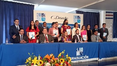 Photo of Realiza ISES ceremonia de graduación de 15 egresados en Derecho y Contabilidad