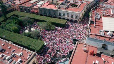 Photo of Queretanos marchan en defensa del INE