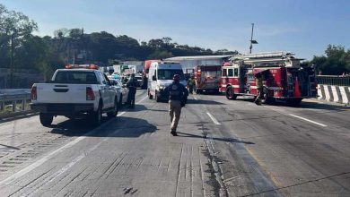 Photo of Accidente vuelve a bloquear la autopista 57 a la altura de San Juan del Río