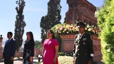Photo of Encabeza titular de SEDEQ homenaje a la Corregidora de Querétaro