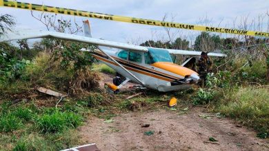 Photo of Avioneta aterriza de emergencia en zona cerril de Corregidora